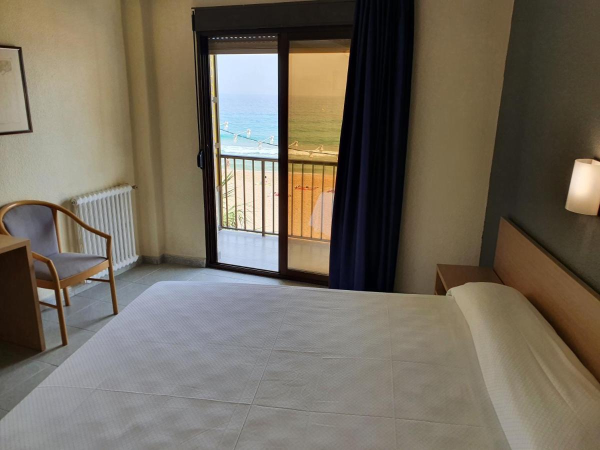 Hotel Bilbaino Бенидорм Екстериор снимка