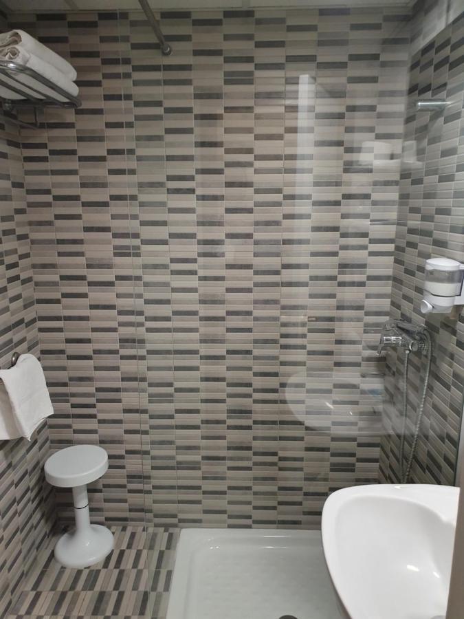 Hotel Bilbaino Бенидорм Екстериор снимка