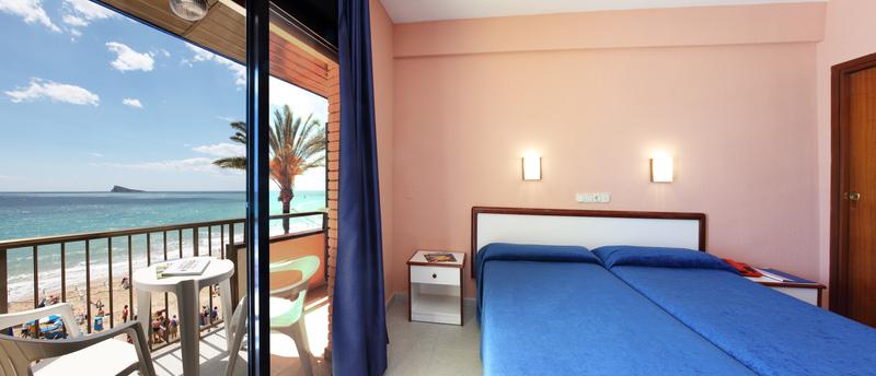Hotel Bilbaino Бенидорм Екстериор снимка