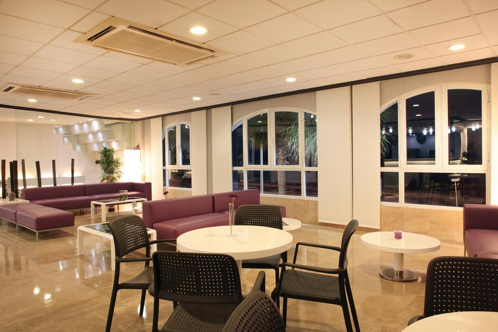 Hotel Bilbaino Бенидорм Екстериор снимка