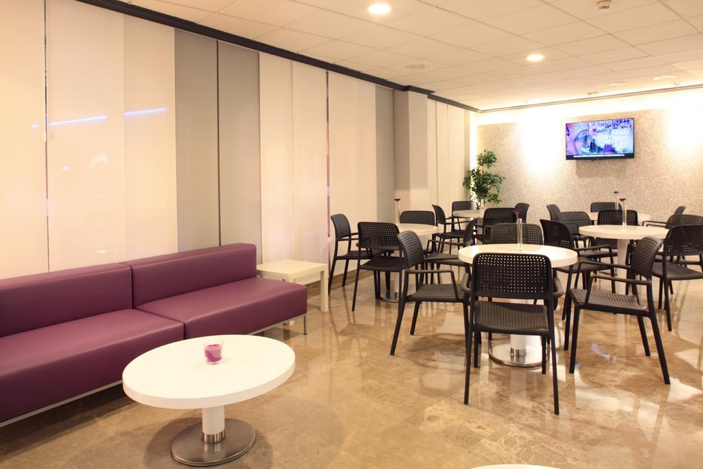 Hotel Bilbaino Бенидорм Екстериор снимка