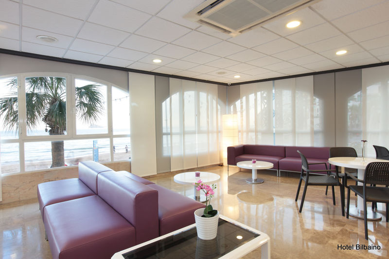 Hotel Bilbaino Бенидорм Екстериор снимка