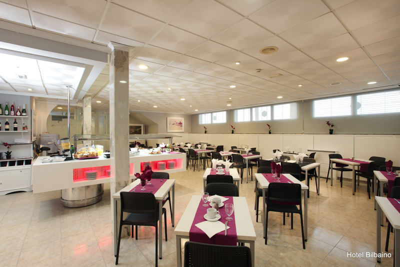 Hotel Bilbaino Бенидорм Екстериор снимка