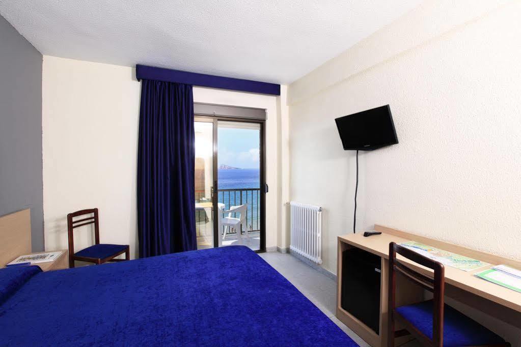 Hotel Bilbaino Бенидорм Екстериор снимка